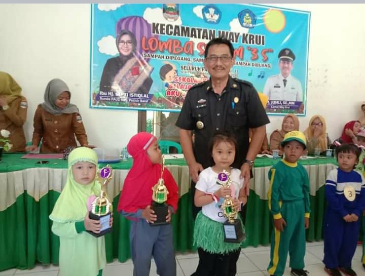 34 Juara Lomba Senam 3S